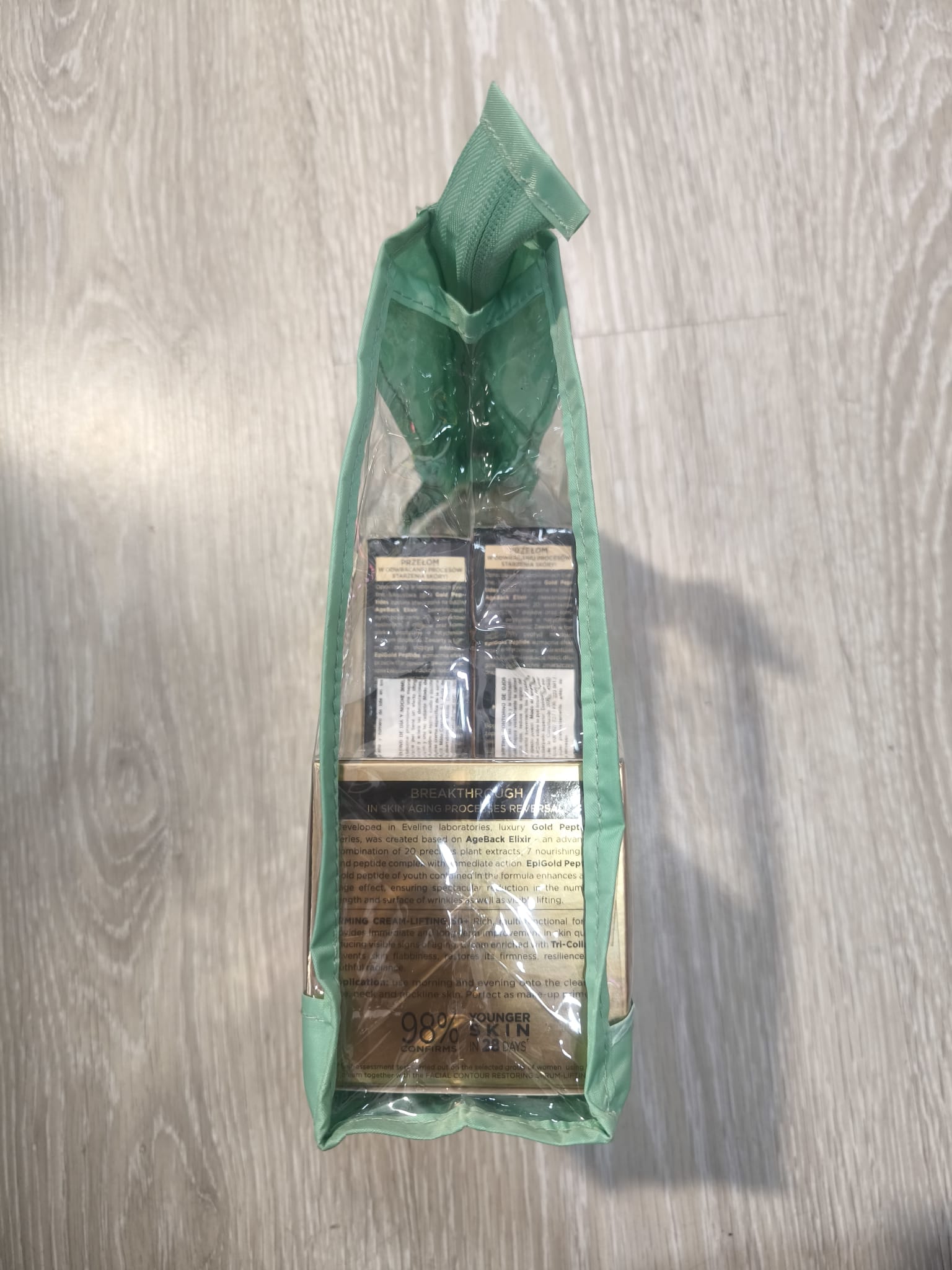 WhatsApp Image 2025-12-19 at 13.25.48 (2) Estuche Gold Peptides 3 en 1 - Eveline Cosmetics - Imagen 2